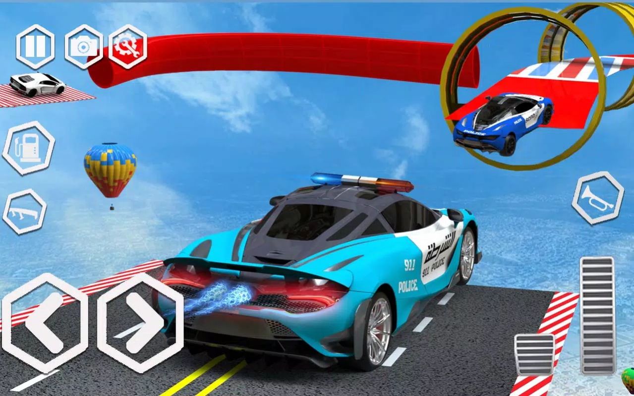 特技警车空中挑战游戏最新手机版（Police Hero Car Stunts Racing）